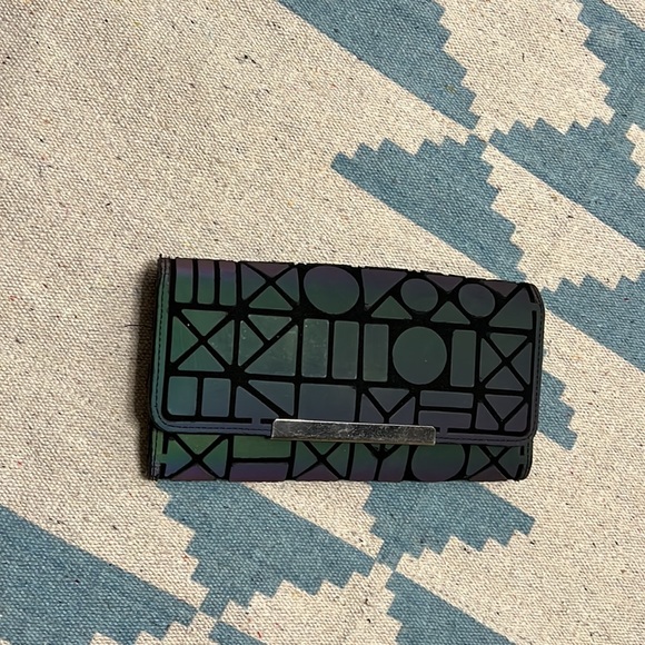 RAVE Clutch Wallet - Picture 5 of 16